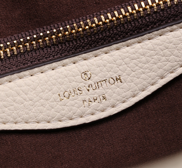 ルイヴィトンバッグ角部分ディテール